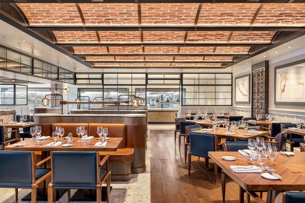 Oceania Cruises A-Class Ember 2.jpg